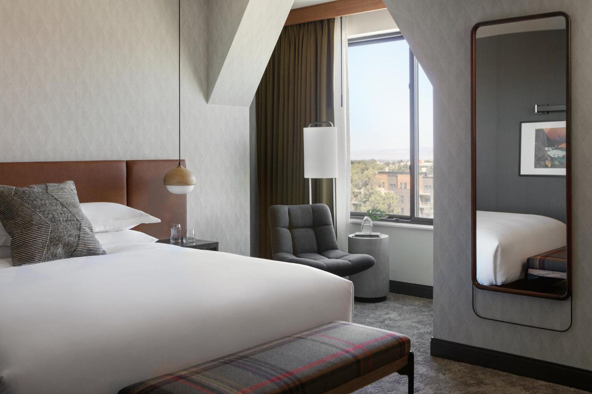 Kimpton - Armory By Ihg 5*